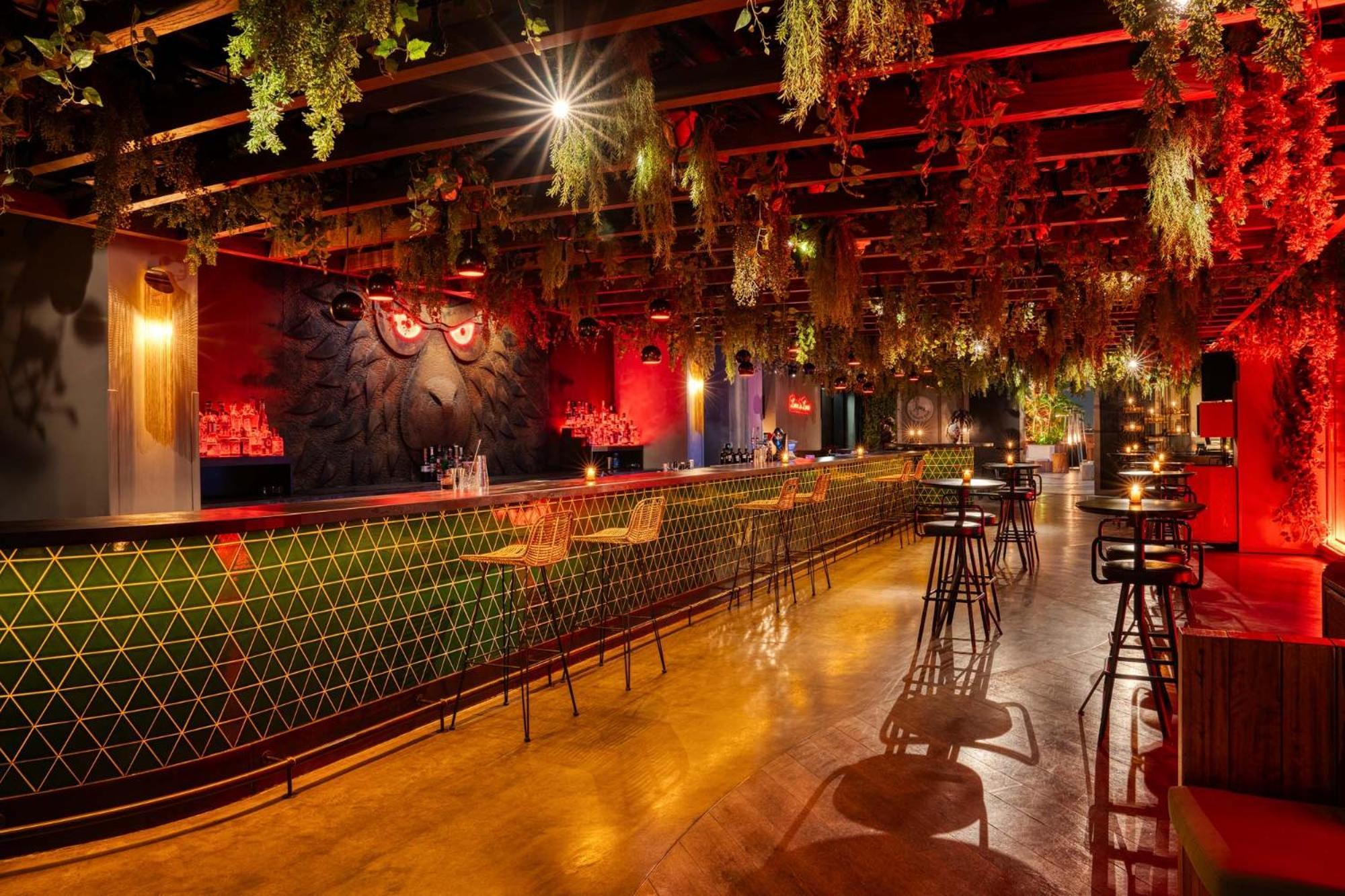 25Hours Hotel Dubai One Central Dış mekan fotoğraf The interior of the nightclub